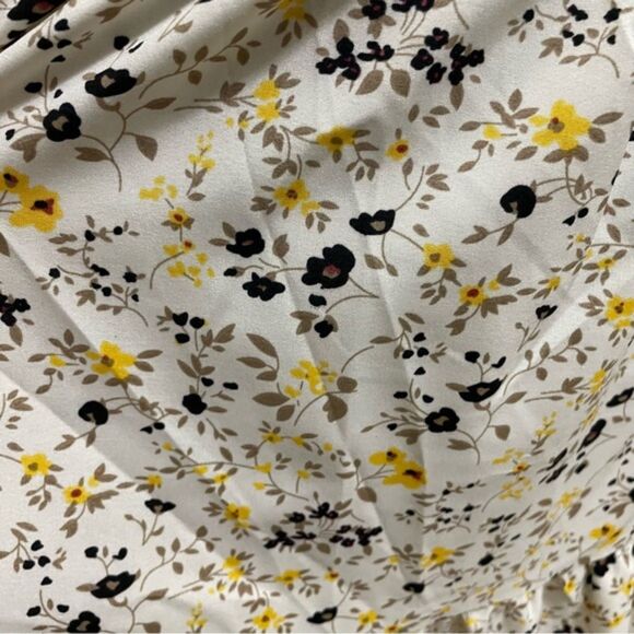 Shein Sun Dress Maxi Tiered Skirt Open Back Cream Ditsy‎ Floral Print Medium - Picture 5 of 8